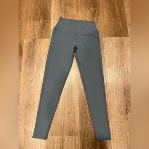 listing-status-banner